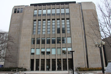 Disbarred lawyer ordered to pay nearly $800,000